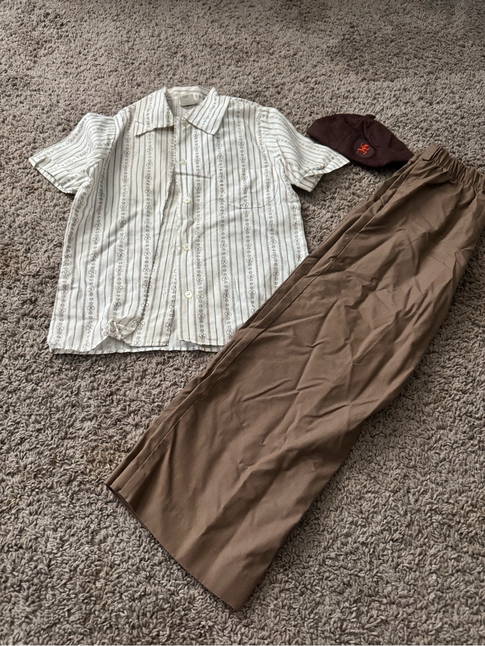 Vintage Girl Scout Brownie Uniform - 8